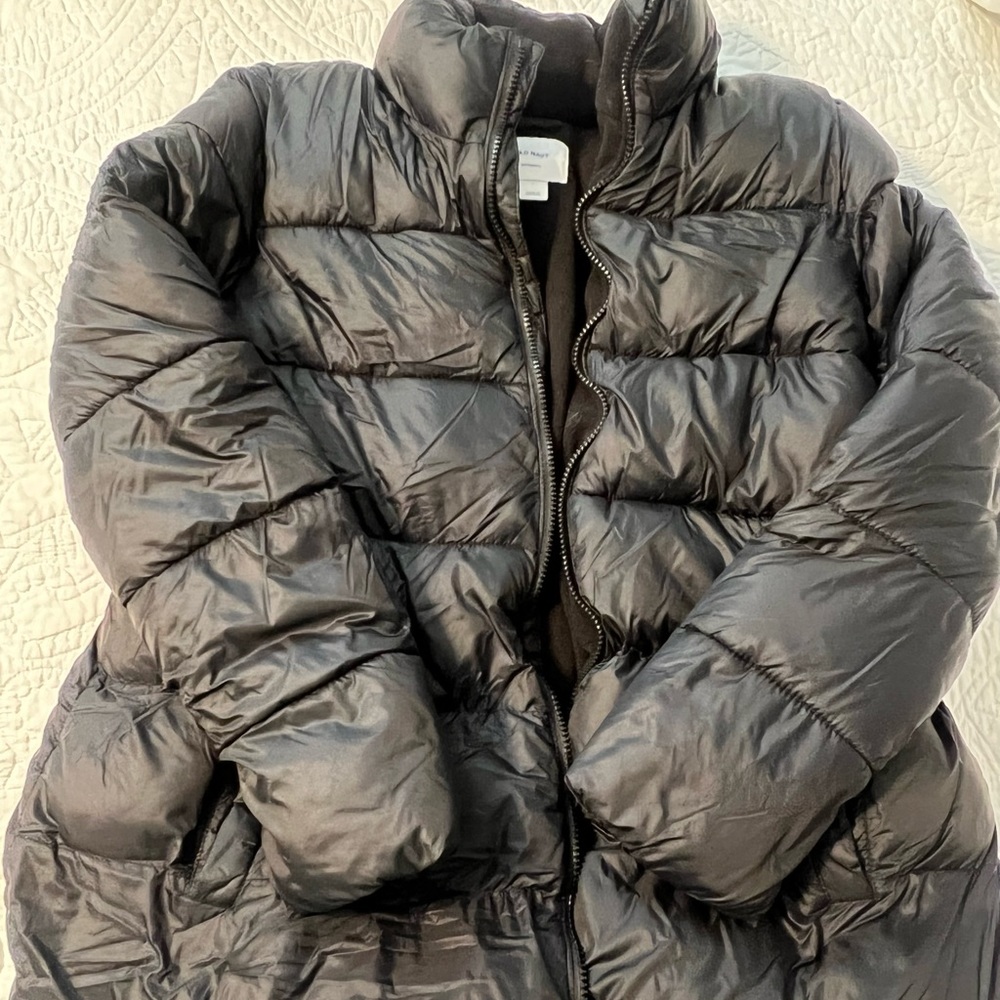 Maternity puffer jacket old navy large